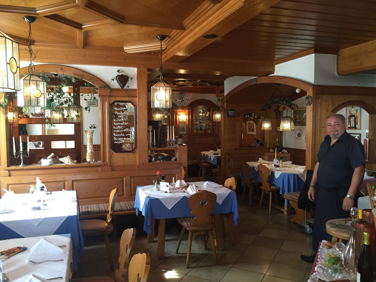 Ristorante La Perla mit Inhaber